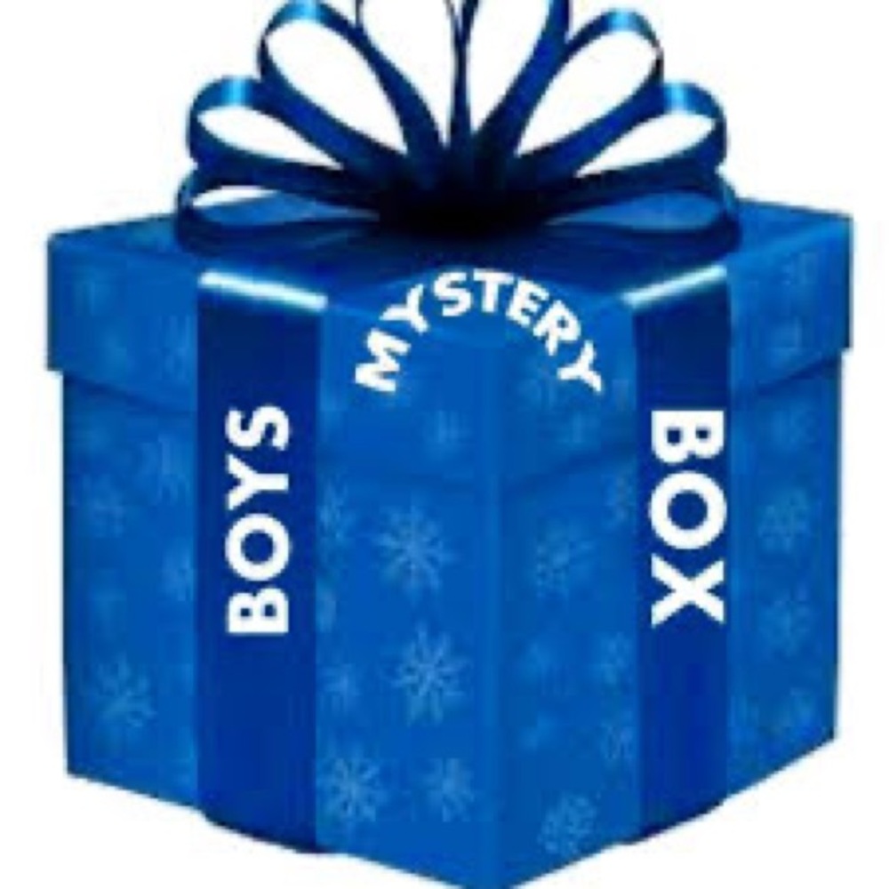 - Mystery Box 30pc Boys clothes Great for reselling. All sizes Newborn - 4/5